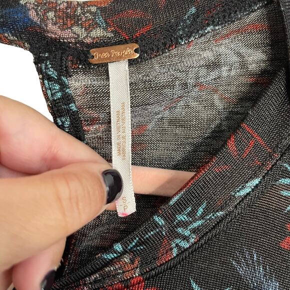 Free People Dock Street Ruffle Floral Top - Picture 4 of 10